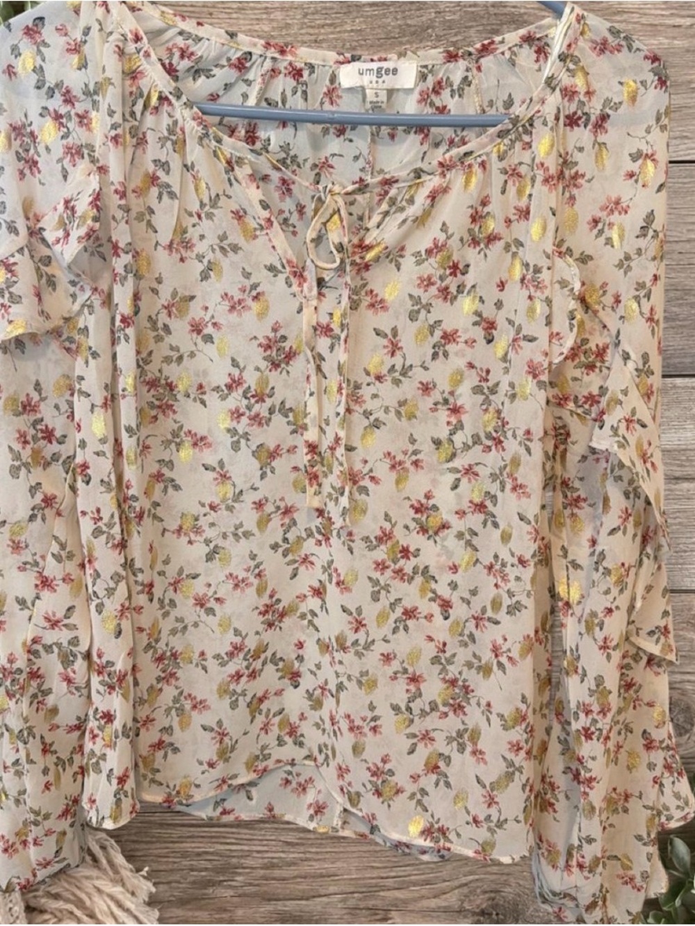 Umgee Cream Floral Tie-Neck Blouse with Gold Foil Accents